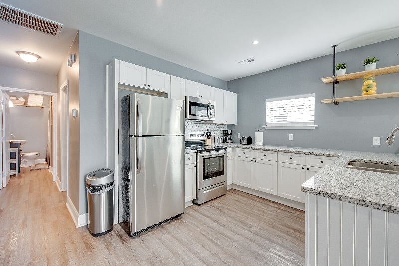 Furnished Finder property 352298_1 photo 7