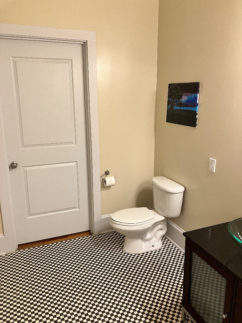 Main bathroom