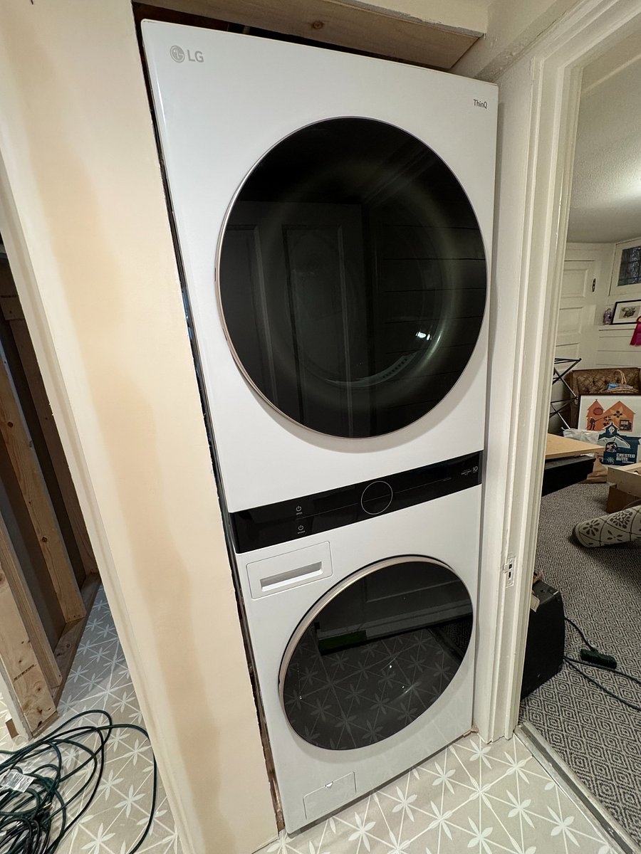 shared washer/dryer - brand new LG unit