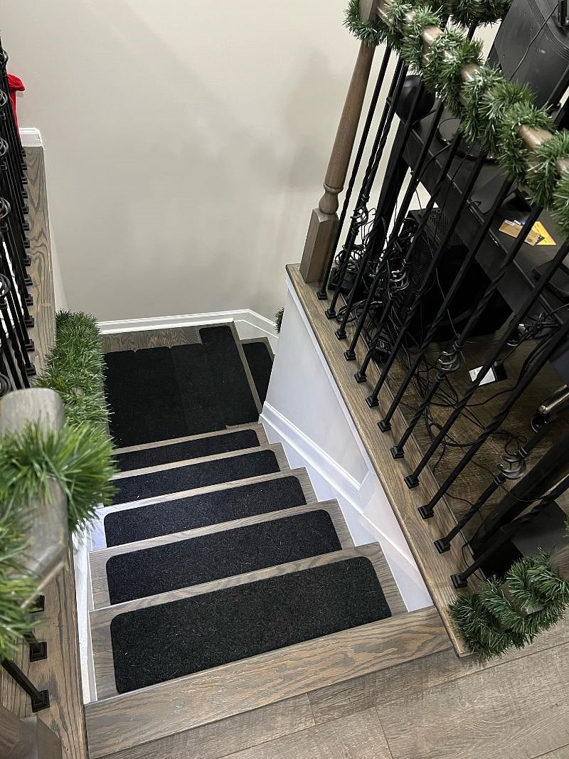 Slip-Prevention Padded Stairwell