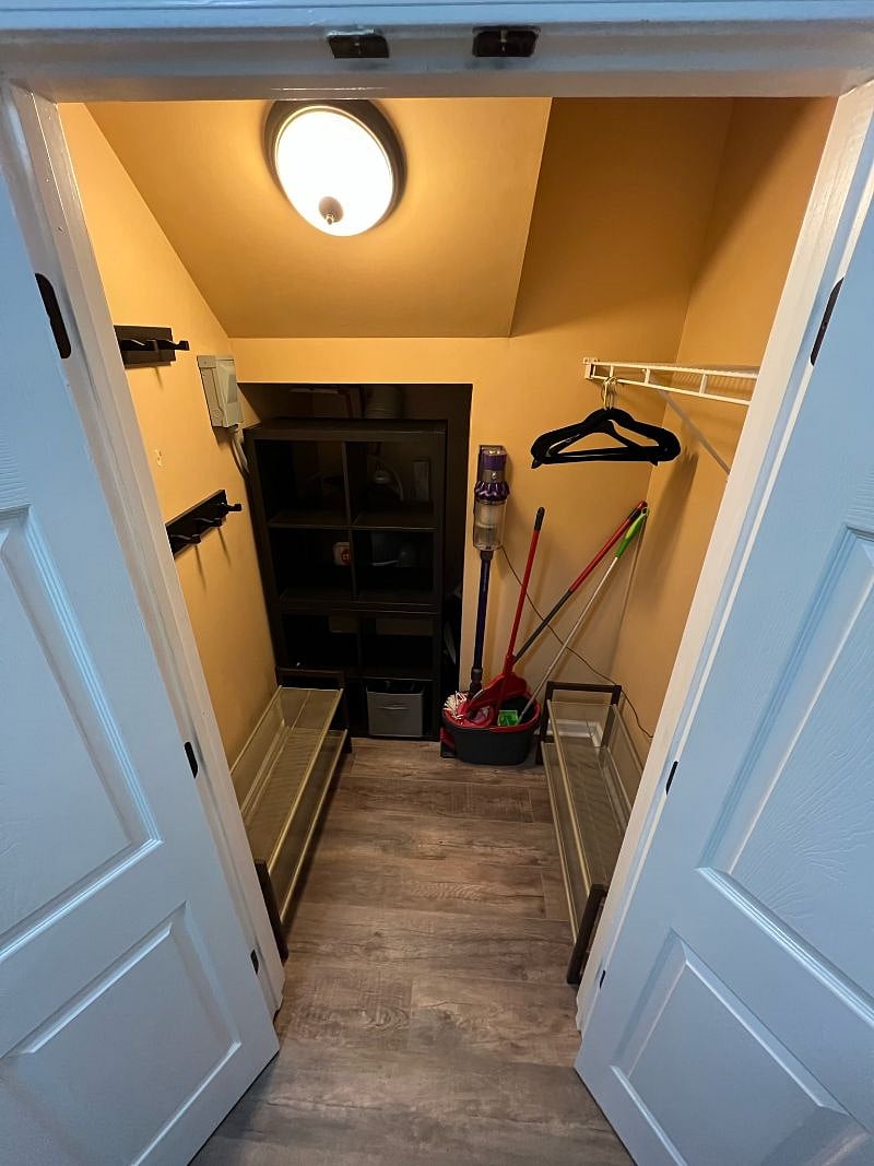 Shoe & Jacket Closet