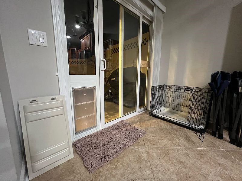 Backyard (Doggie Door)