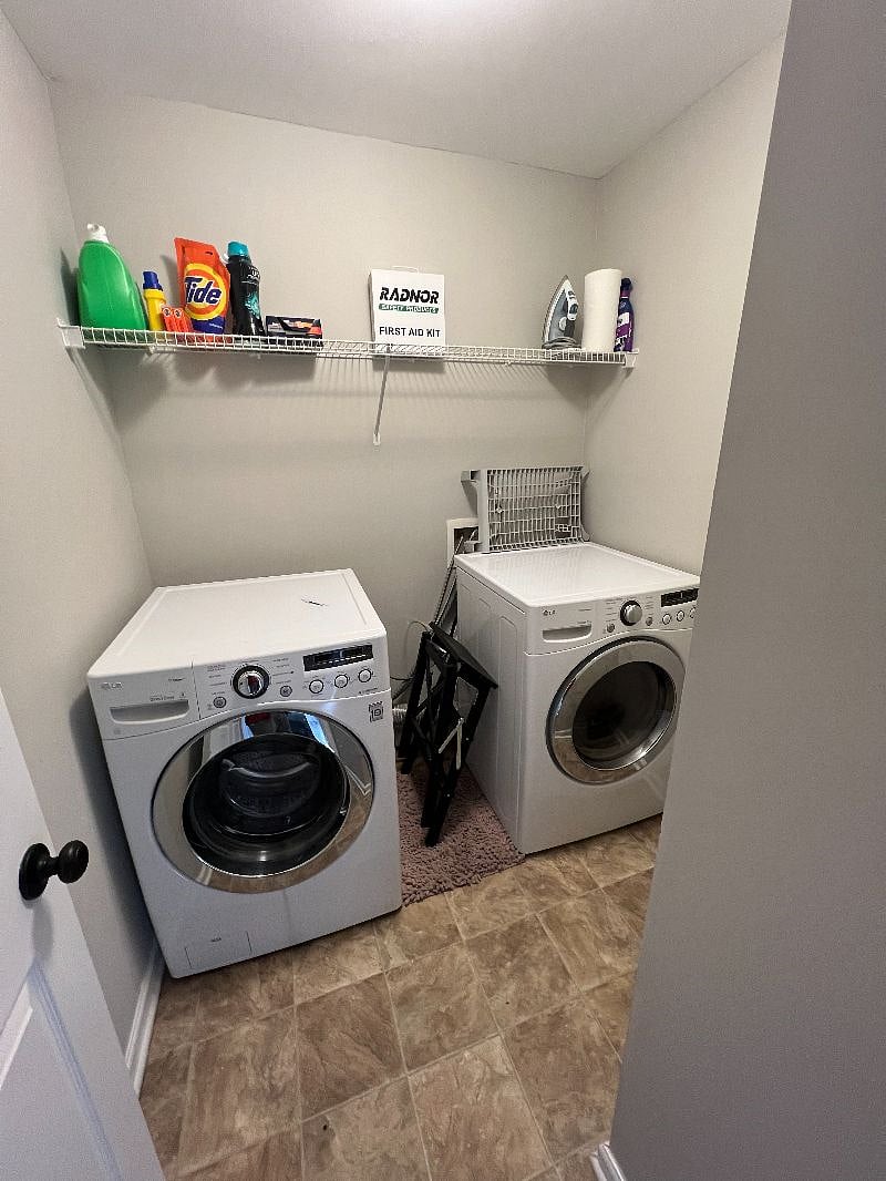 Laundry Room (2nd Floor)