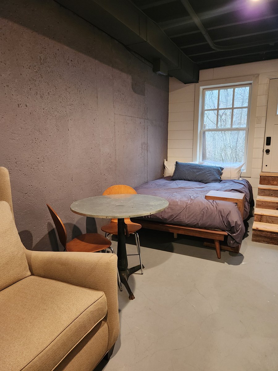 Studio basement apartment