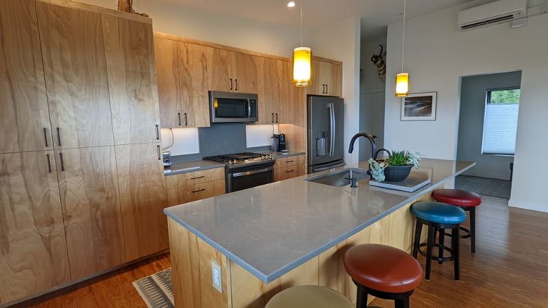 Furnished Finder property 352601_1 photo 3