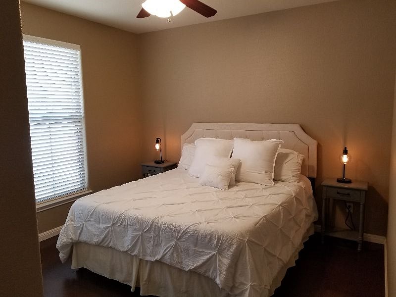 Furnished Finder property 352643_1 photo 16