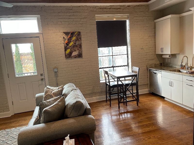 Furnished Finder property 352740_1 photo 5