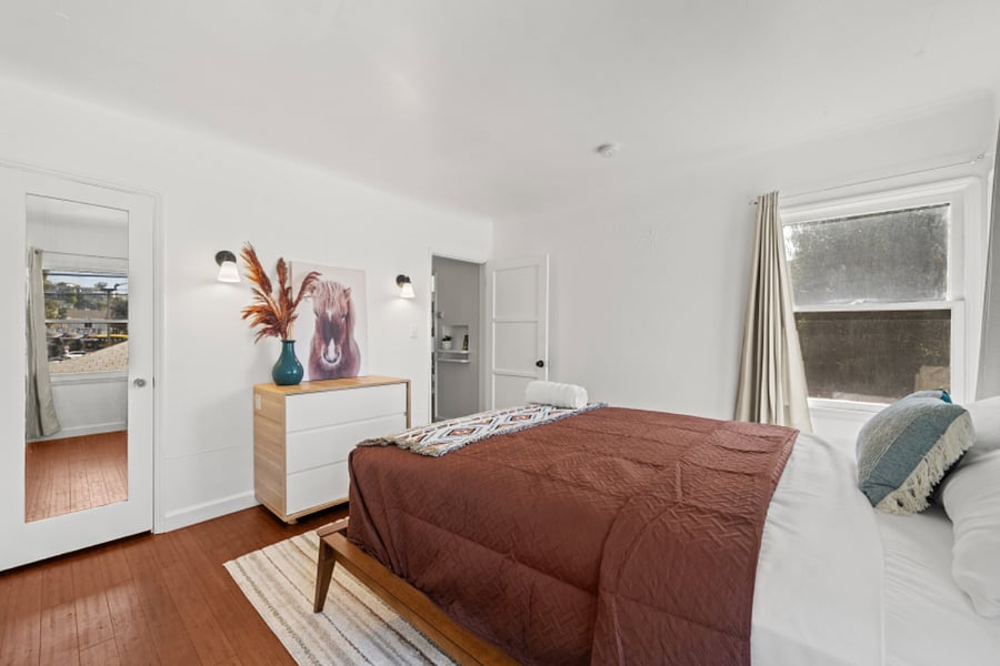 Furnished Finder property 352759_1 photo 3