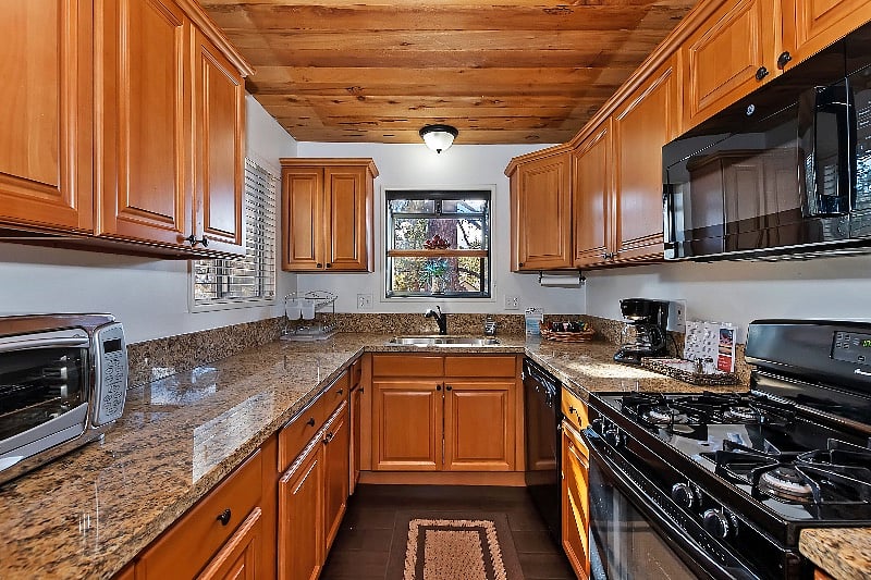 Furnished Finder property 352779_1 photo 3