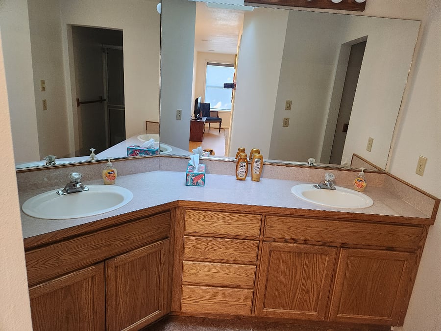 Primary bedroom on suite