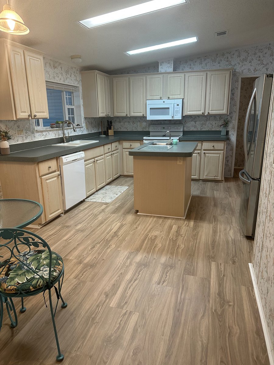 Furnished Finder property 352838_1 photo 24