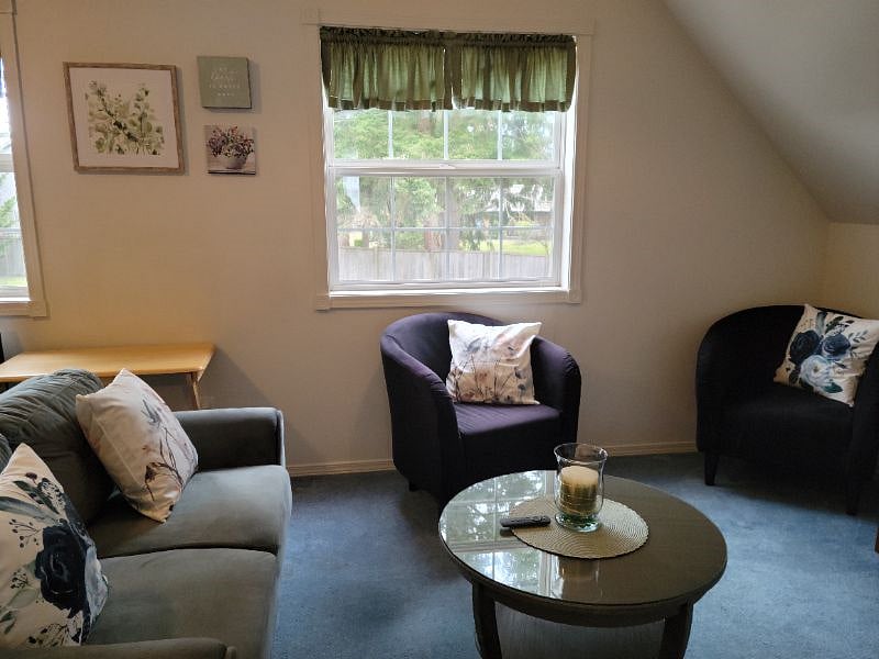 Furnished Finder property 352853_1 photo 9