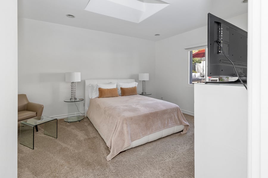 Furnished Finder property 352862_2 photo 10