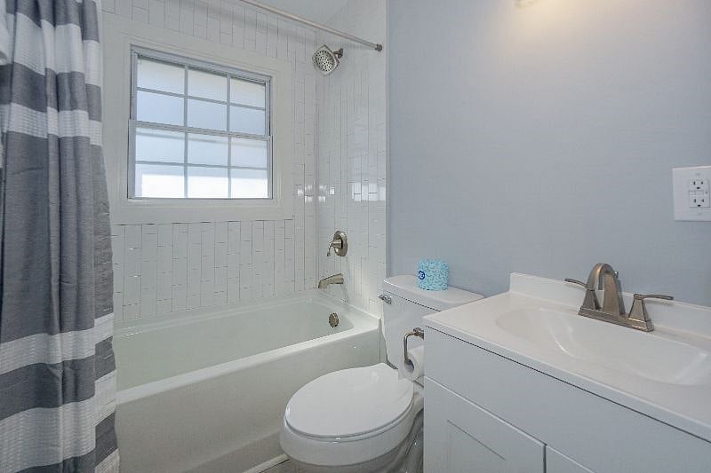 Furnished Finder property 352878_1 photo 24