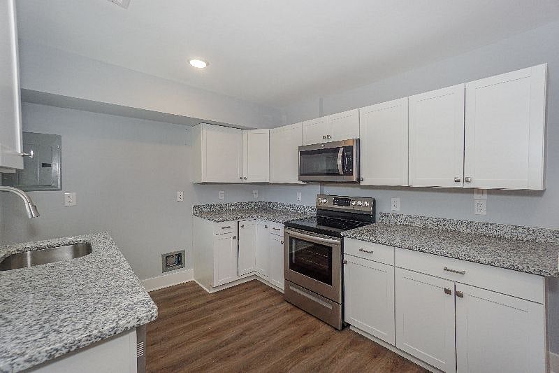 Furnished Finder property 352878_1 photo 15
