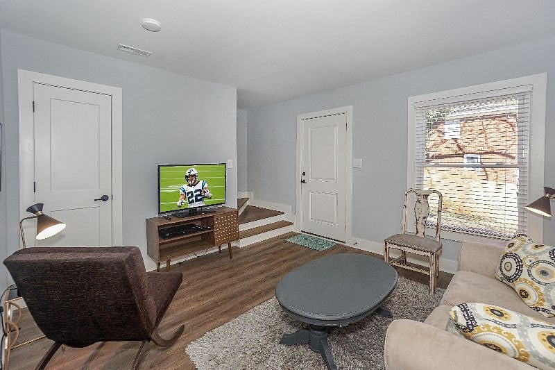 Furnished Finder property 352878_1 photo 8