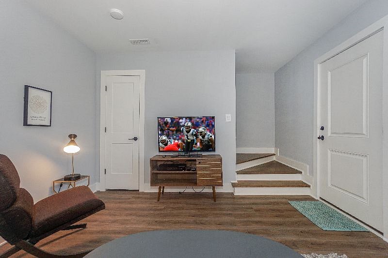 Furnished Finder property 352878_1 photo 9