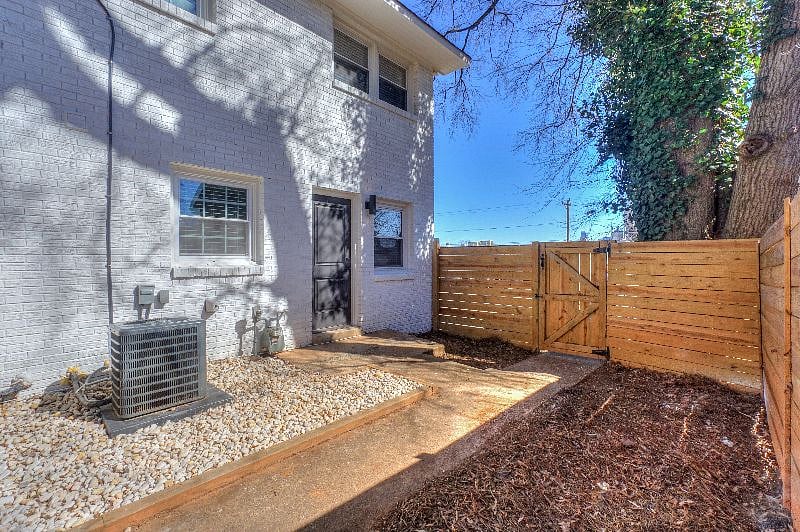 Furnished Finder property 352878_1 photo 28