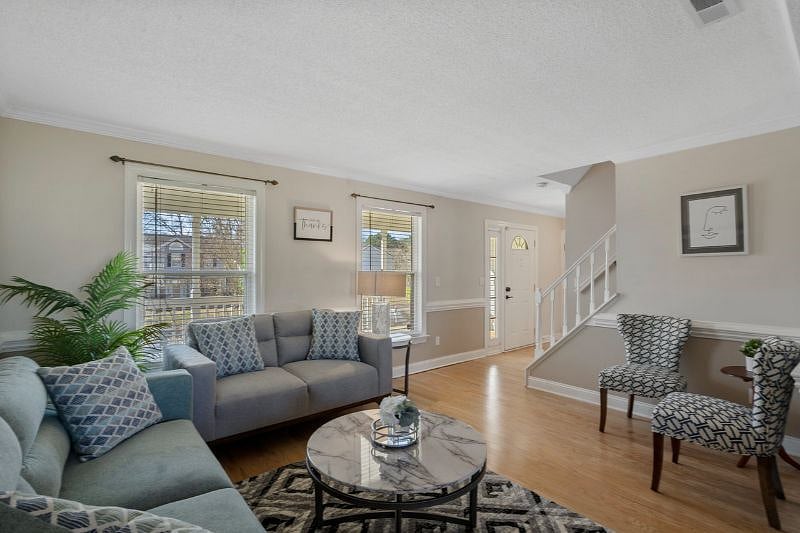 Furnished Finder property 352933_1 photo 5