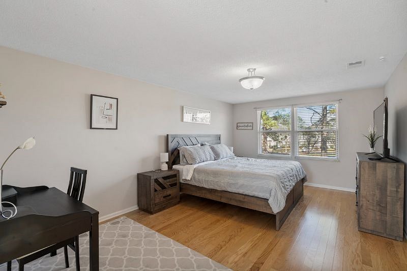 Furnished Finder property 352933_1 photo 24