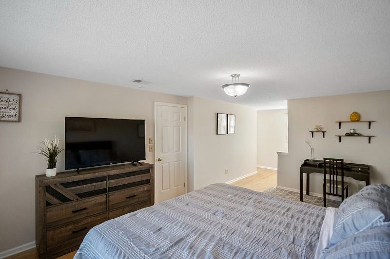 Furnished Finder property 352933_1 photo 25