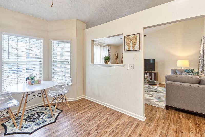 Furnished Finder property 352964_1 photo 14