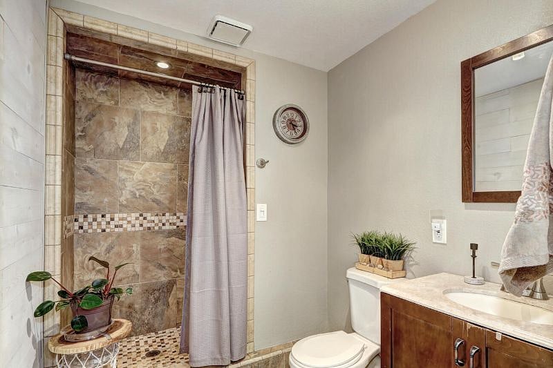 Furnished Finder property 353038_1 photo 24
