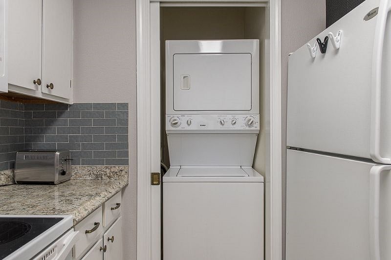 Furnished Finder property 353074_1 photo 1