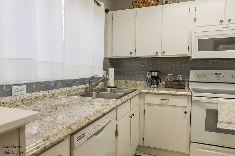 Furnished Finder property 353074_1 photo 14