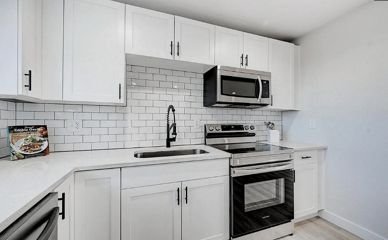 Furnished Finder property 353142_2 photo 10
