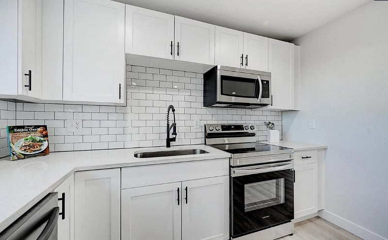 Furnished Finder property 353142_4 photo 12