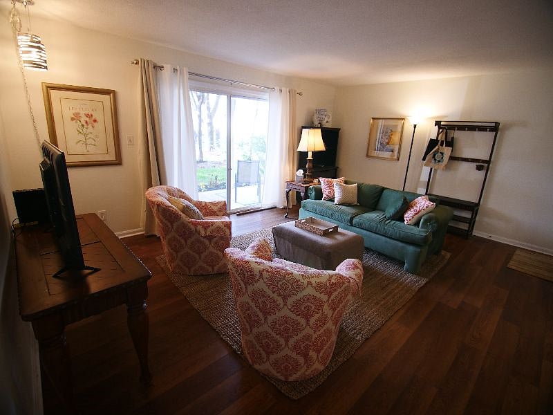 Furnished Finder property 353173_1 photo 3