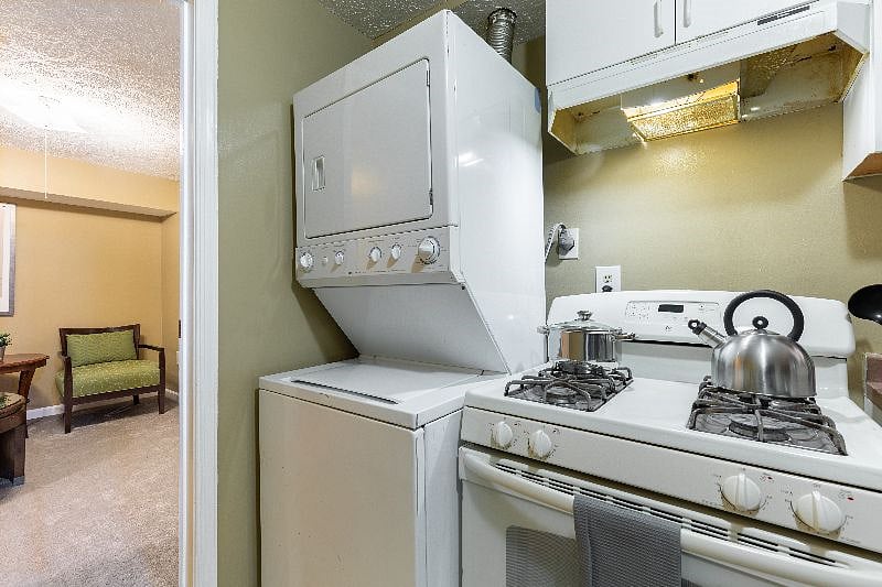 Furnished Finder property 353217_1 photo 11