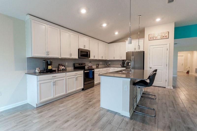 Furnished Finder property 353285_1 photo 3