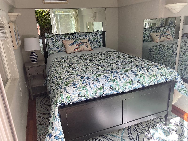 Bedroom in the Garden