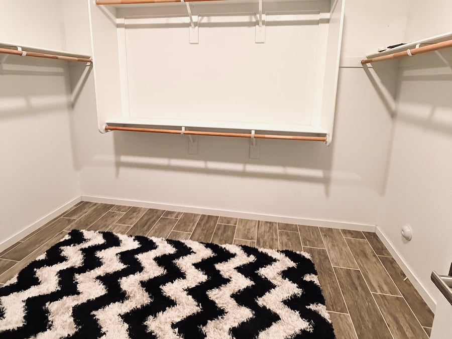Master Bedroom Walk-in Closet 