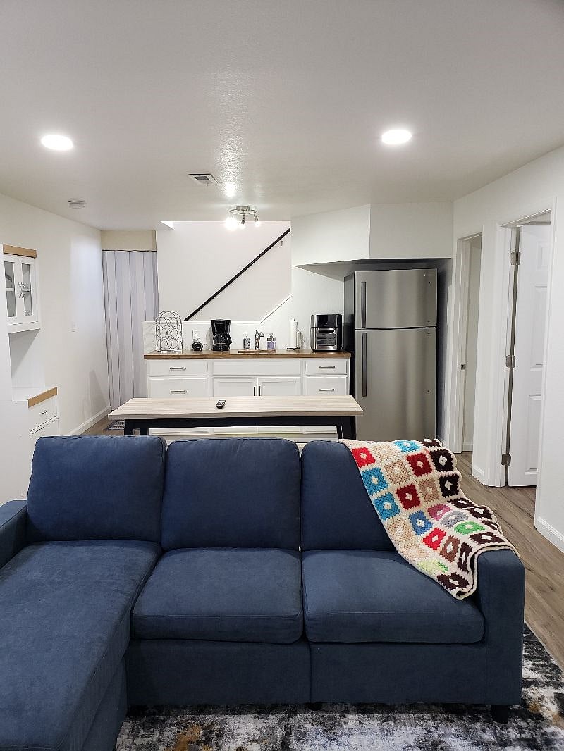 Furnished Finder property 353466_1 photo 3
