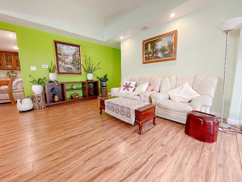 Furnished Finder property 353506_3 photo 17