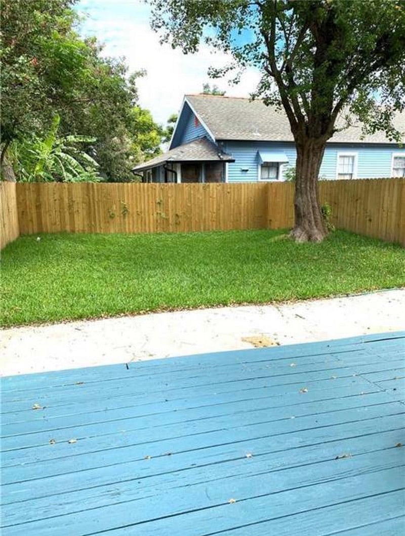 Backyard grass varies based on seasons
