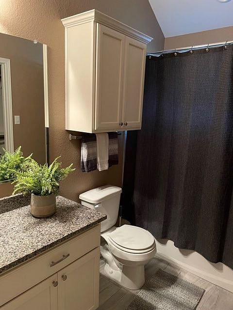 En Suite Bathroom and Walk in Closet Private Bedroom and Bathroom

