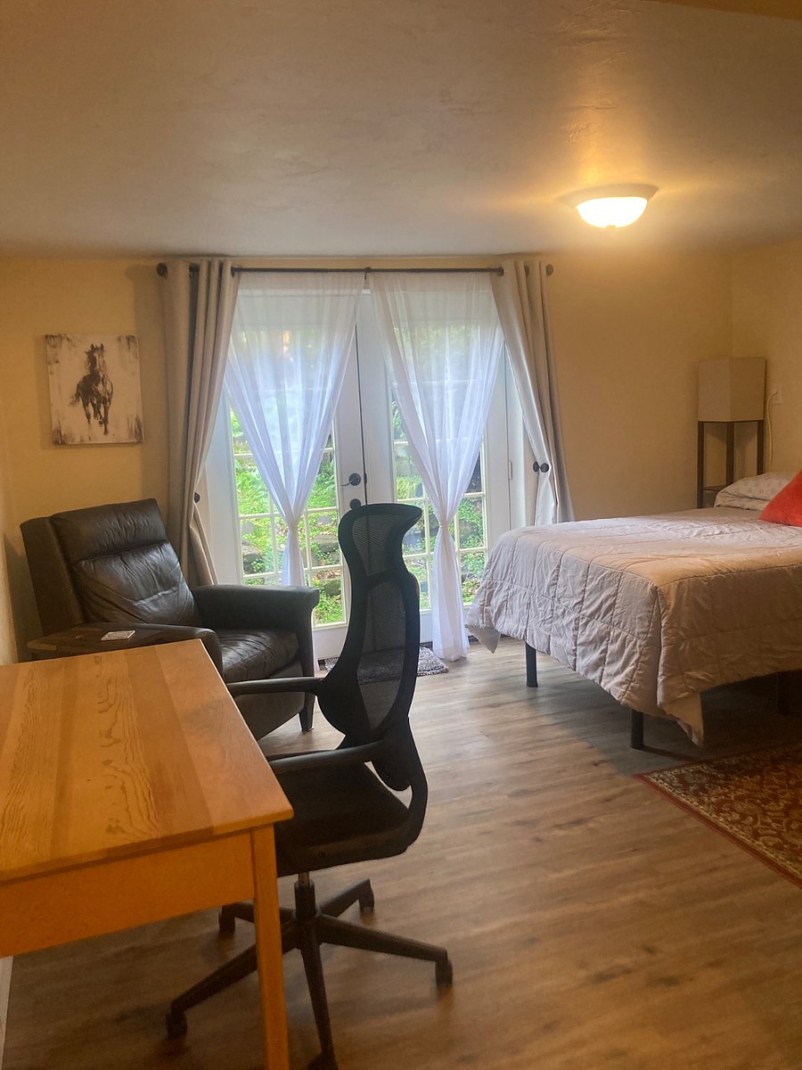 Furnished Finder property 353608_1 photo 28
