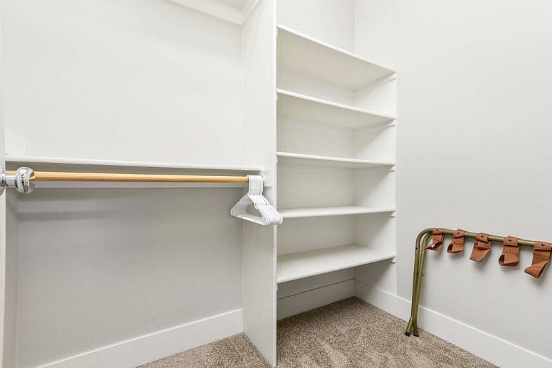 Furnished Finder property 353612_1 photo 32
