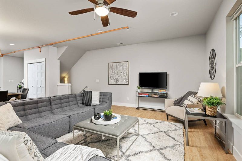 Furnished Finder property 353612_2 photo 4