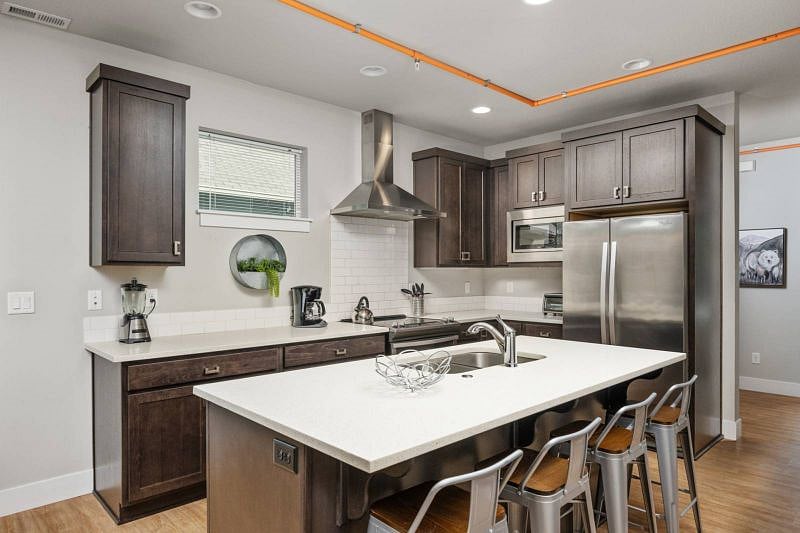 Furnished Finder property 353612_2 photo 9