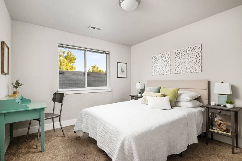Furnished Finder property 353612_2 photo 28