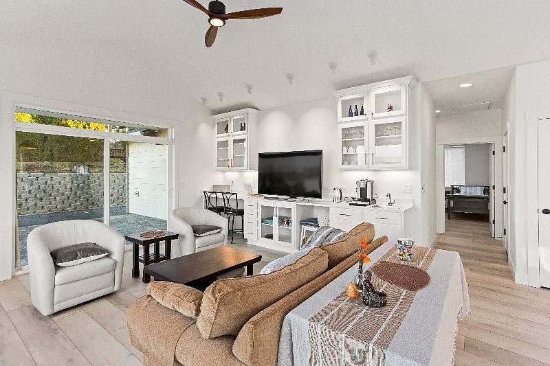 Furnished Finder property 353684_1 photo 2