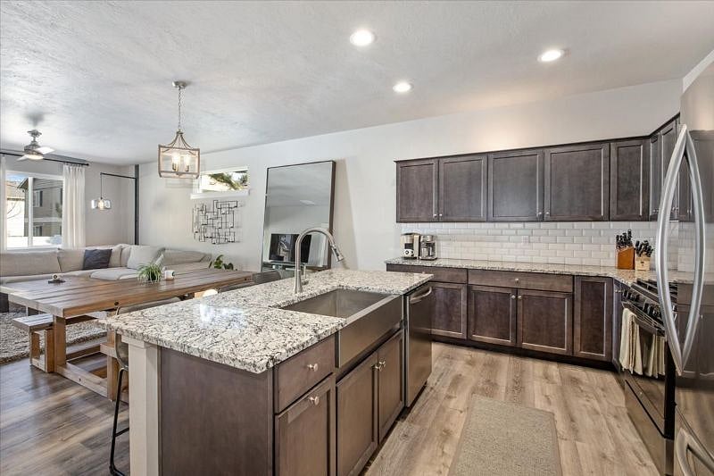 Furnished Finder property 353688_1 photo 4