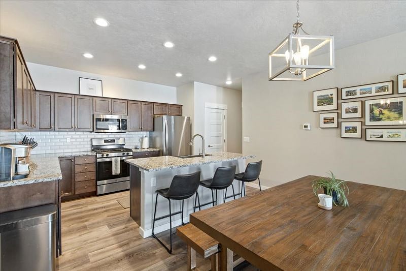 Furnished Finder property 353688_1 photo 6