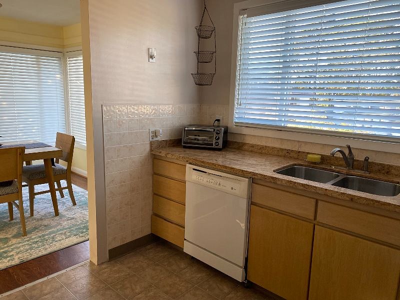 Furnished Finder property 353699_1 photo 20