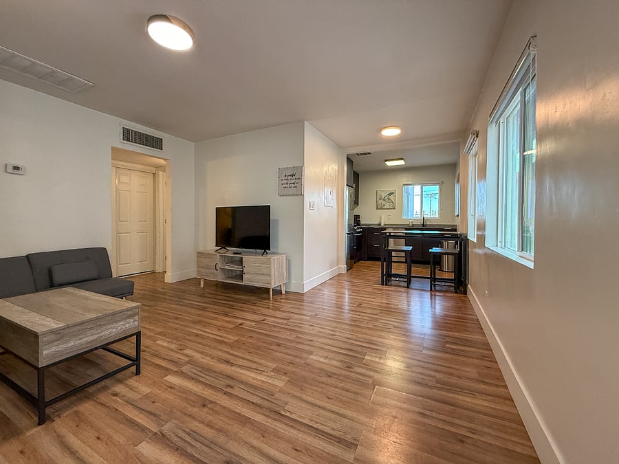 Furnished Finder property 353718_9 photo 4